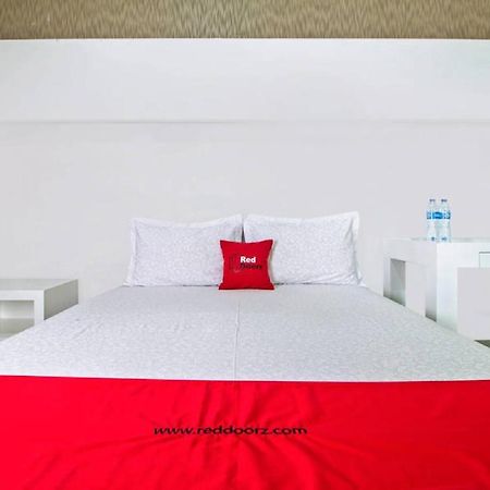Reddoorz @ Pulomas Hotel Jakarta Luaran gambar